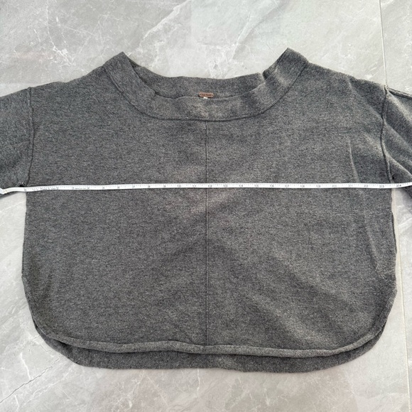 Women’s Free People Jamie Oversized Off The Shoulder Sweater Wool Blend Medium - Picture 13 of 14